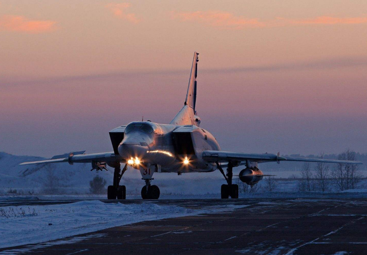 圖一，揭秘二戰中的傳奇轟炸機——圖-22M轟炸機，揭秘二戰傳奇轟炸機圖-22M的神秘面紗